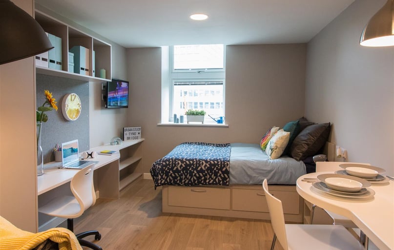 Tyne Bridge Apartments, City Centre, Newcastle - Image 1